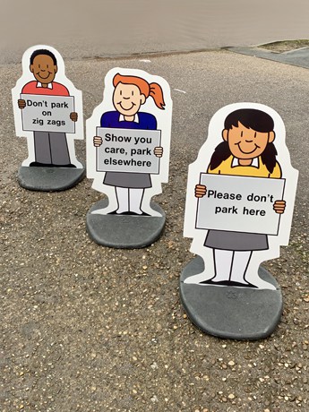 SCHOOLSIGNS4U - Road Safety Awareness Sign - Design Two